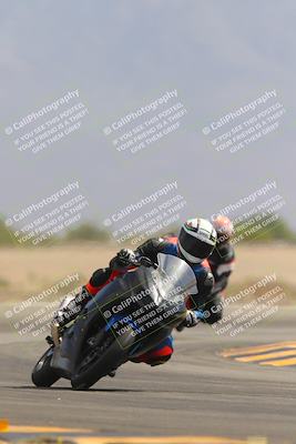 media/Sep-30-2023-SoCal Trackdays (Sat) [[636657bffb]]/Turn 15 (1120am)/